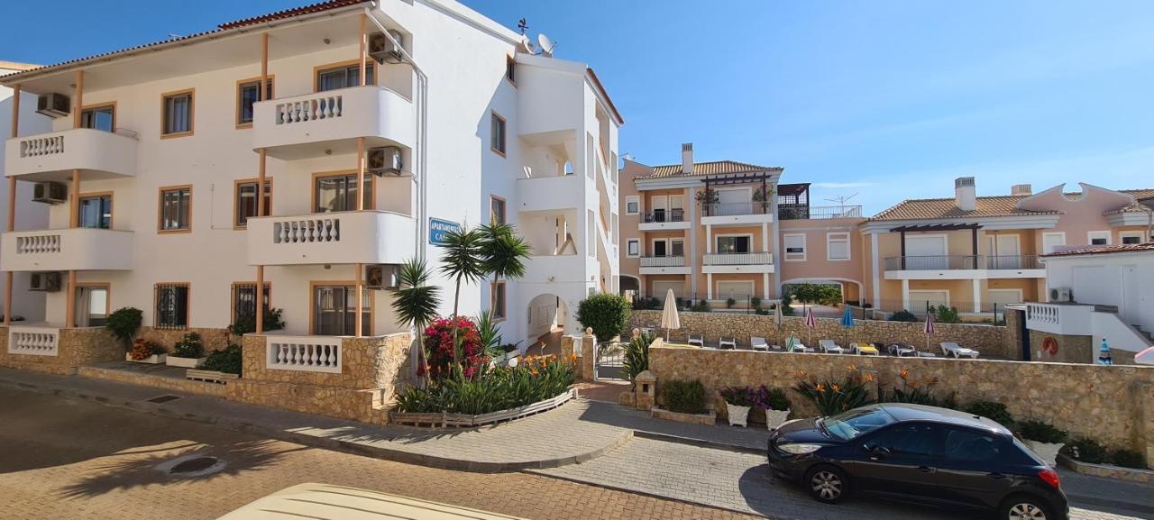 Apartamentos Cabrita Olhos de Agua  Kültér fotó