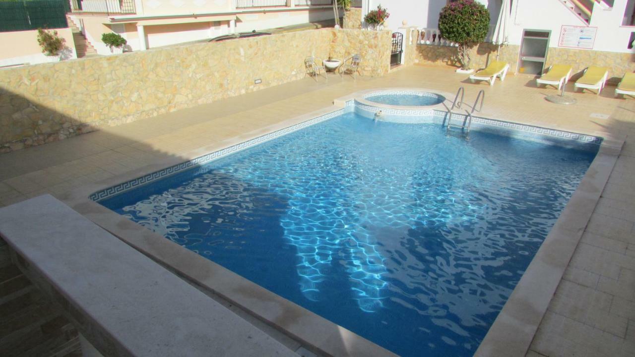 Apartamentos Cabrita Olhos de Agua  Kültér fotó