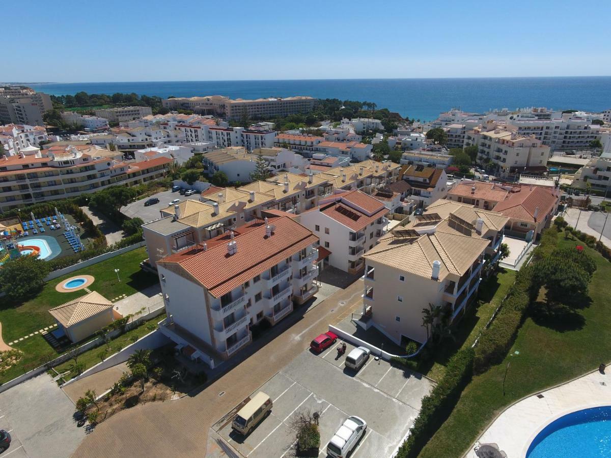 Apartamentos Cabrita Olhos de Agua  Kültér fotó